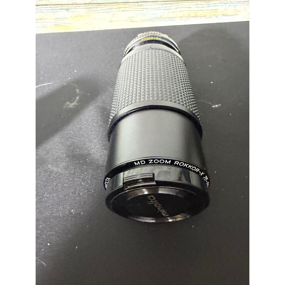 Minolta MD Zoom Rokkor-X 75-200mm f4.5 Lens Black Excellent Manual Focus Japan